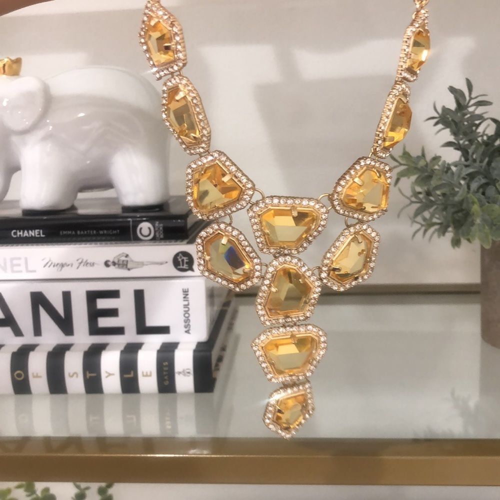 Gorgeous gold statement necklace
